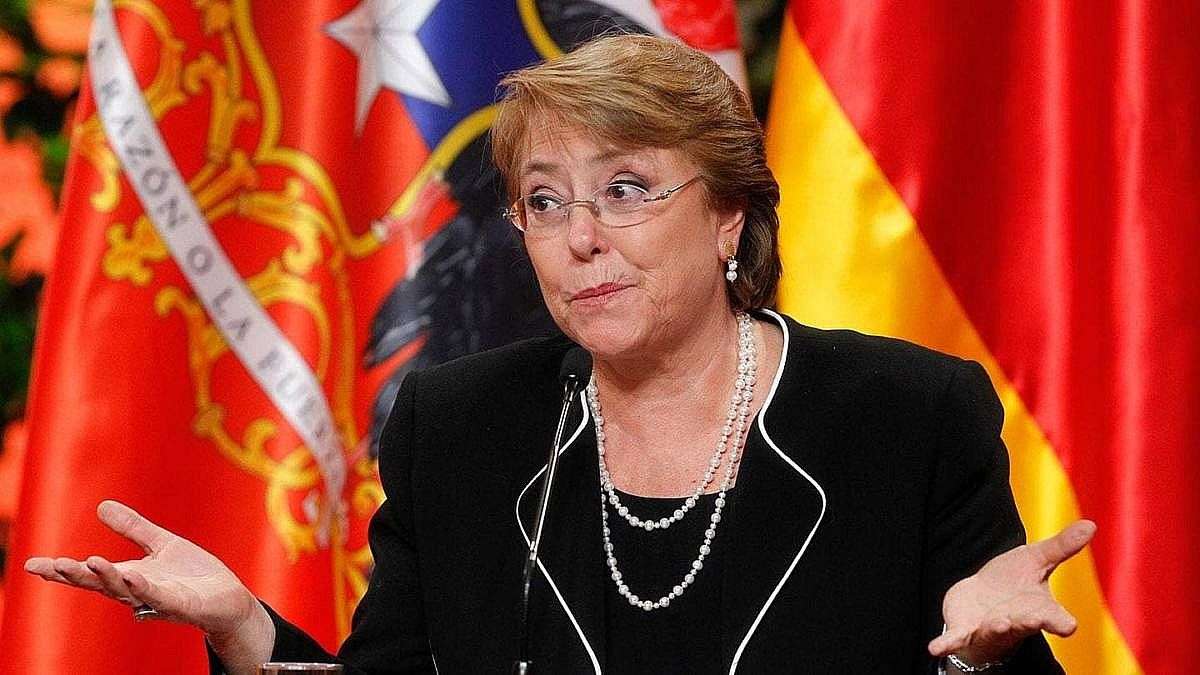 FALSO: Video de Michelle Bachelet bailando con Maduro